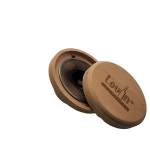 Coctelera con barril de Bourbon, coctelera con virutas de madera, infusión - Product Image 1