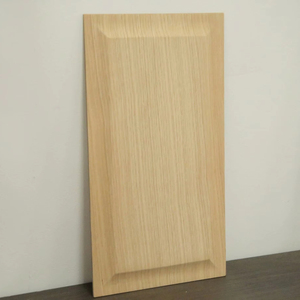 Porte intérieure à panneau lisse en MDF avec placage hickory, moderne, écologique, durable, surface lisse, fabriquée au Vietnam - Product Image 1