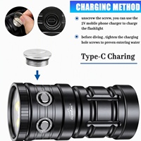 OCSHARK D16 16000 Lumens Lampe vidéo sous-marine 150m Étanche avec charge Type-C Lampe torche professionnelle pour sports sous-marins