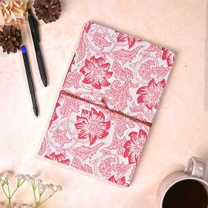 Elegante Diario/Cuaderno Hecho a Mano con Papel Reciclado, 10x7 Pulgadas, Diseño Floral, Regalo de Alto Valor para Clientes, Ecológico - Product Image 1