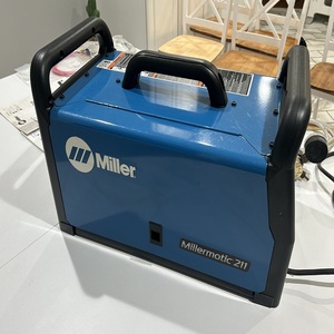 เครื่องเชื่อมมิลเลอร์คุณภาพพรีเมียม ระบบเชื่อมแบบ IGBT กำลังไฟ 3.6kVA สำหรับงานอุตสาหกรรมหนัก ให้พลังงานที่เสถียร - Product Image 3