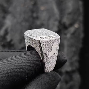 แหวนเงินแท้ 925 ประดับเพชรแบบ Iced Out สลักชื่อหรือโลโก้ตามสั่ง สำหรับผู้ชายและผู้หญิง - Product Image 4