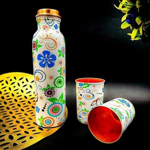 Botella de Agua de Cobre Puro Capitán América, Diseño Sublimado, Vaso de Viaje con Tapa de Cobre, Estilo Novedoso - Product Image 4