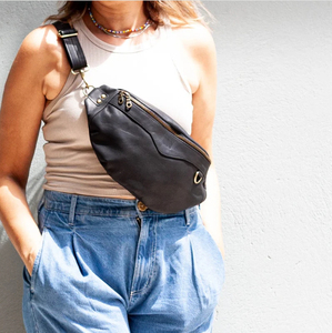 Leather <b>Belt</b> Bag with Spacious Interior Additional <b>Pockets</b> for Accessories Lightweight Zipper Closure Customizable Options - Product Image 1