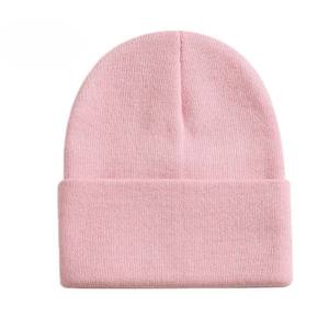 Gorro de punto multipanel con colores personalizados para marcas de streetwear, sombreros de marca privada y compradores mayoristas de moda - Product Image 5
