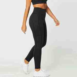 Ensemble de sport 2 pièces personnalisé pour femme : soutien-gorge de sport dos nu et short de cyclisme taille haute – Tenue de yoga pour femme - Product Image 3