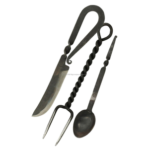 Juego de cubiertos de comedor forjados a mano vikingo estilo medieval acabado mate cuchara tenedor cuchillo para la Mesa superventas - Product Image 1