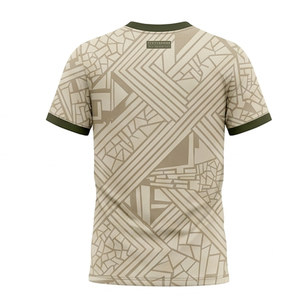 Tenue de football sublimée haute performance, maillot et short de football personnalisés avec impression intégrale, vêtements d'entraînement légers - Product Image 3