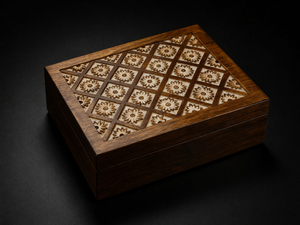 Boîte en bois L-Bond blanchie à la chaux, boîte de luxe - Product Image 3