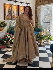 Ensemble de robe Anarkali brodée dorée pour femmes, robe longue avec dupatta, robe de mariage indienne pakistanaise, séchage rapide, toutes saisons - Product Image 3