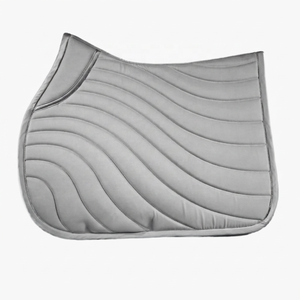 Almohadilla de Silla de Montar para Caballo Multiusos de Algodón Premium Personalizada OEM |   Almohadilla de Silla de Montar Acolchada Ondulada con Relleno de Poliéster y Correa de Sujeción - Product Image 5