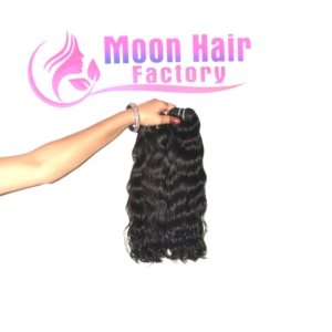 Extensiones de Cabello Humano Remy Indio con Ondas Suaves, Textura Ondulada Fluida, Color Negro Natural, Trama Sólida con Puntas Intactas, Tejido a Máquina - Product Image 3