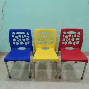 Silla ligera de plástico con respaldo completo, asientos modernos para sala de reuniones y sala de estar - Product Image 4