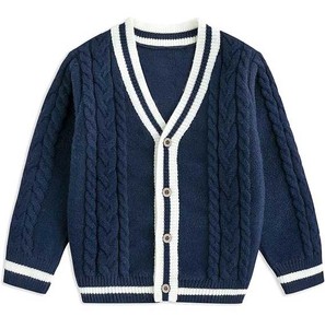 Cardigan respirant à col en V pour homme, pull en tricot rayé doux au toucher, pour un confort durable - Product Image 1