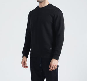 Sudadera Personalizada de 350g para Hombre, Estilo Americano, Cuello Redondo, Tela Transpirable, Color Negro Sólido, Hombros Caídos - Product Image 5
