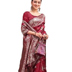 Banarasi Soie avec motif floral Saree élégant et durable pour collection ethnique - Product Image 1