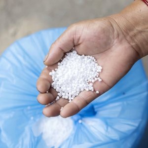 Fertilizante de Urea 46, Urea 46%N, Nitrógeno 46-0-0, Fertilizante de Urea en Bolsas a Granel de 50 kg y 1000 kg - Product Image 4