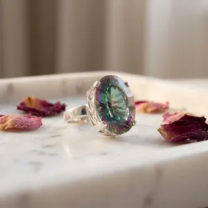 Anillo de Plata de Ley 925 con Topacio Místico, Anillo de Cóctel con Piedras Preciosas Arcoíris Hechas a Mano, Joyería de Estilo Vintage para Mujer - Product Image 2