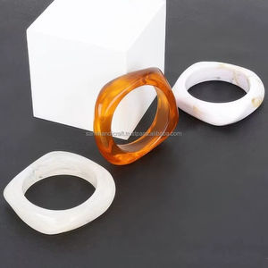 คอลเลกชันเครื่องประดับสร้อยข้อมือเรซินและกำไลข้อมือแฟชั่นใหม่มีสไตล์ - Product Image 1