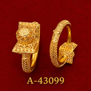 Classic Tibetan Silver Silver Plated <b>Bangles</b> for Women Wedding Ethnic Flower Design A-43099 - Product Image 1