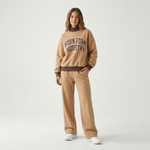 Conjunto de Sudadera con Cuello Alto en Contraste Color Bronceado y Pantalones Anchos para Mujer, Chándal Oversize de Boutique, Fabricante OEM Personalizado - Product Image 1