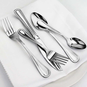 Ensemble de couverts modernes en acier inoxydable 3 pièces, finition miroir, cuillères à fruits dentelées et couteau à dessert pour hôtels (vente en gros) - Product Image 2