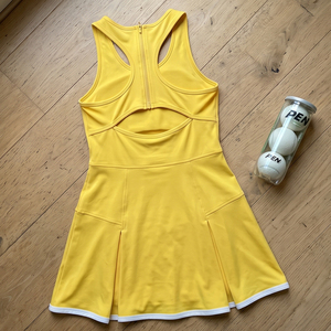 Vestido de Tenis Amarillo sin Mangas para Mujer con Bolsillos, Ropa Deportiva que Absorbe la Humedad, Vestido de Tenis de Verano - Product Image 2