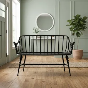 Banco de Jardín Vintage de Metal Negro con Respaldo Curvo y Reposabrazos, Mueble Decorativo para Interiores y Exteriores - Product Image 1