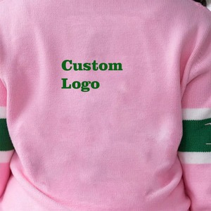 Suéter de punto de lana/acrílico con cuello en V y doble botonadura, bordado personalizado al por mayor, Delta Greek Sigma Theta, para mujer, verde y dorado - Product Image 5