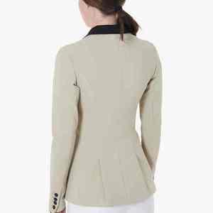 Veste d'équitation pour femmes en coton et polyester beige à manches longues, col noir, logo personnalisé pour le saut d'obstacles, fabriquée au Pakistan - Product Image 3
