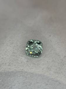 Turmalina Afgana Natural, Corte Escalonado, Verde Menta Pálido, Forma Cojín, 3.37CT, Gema Suelta Facetada, con Juego de Color y Fuego, para Joyería - Product Image 2