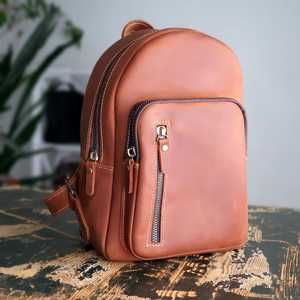 Mochila Mini de Cuero Genuino Personalizada al por Mayor para Mujer, Bolsas de Viaje Pequeñas y Estuche OEM LSBP-0032 - Product Image 1