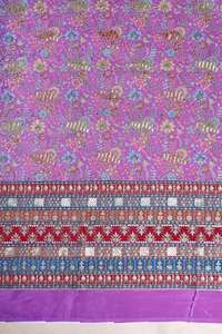 Tela de crepé natural con estampado floral de lavanda púrpura y borde ornamental pesado, material para vestido Kurti, prenda étnica. - Product Image 3