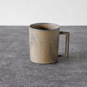 Mug en céramique japonaise RIKIZO 140 ml Fabriqué au Japon Motif terrazzo vintage Gris Blanc Poignée carrée Lave-vaisselle Micro-ondes Boîte cadeau - Product Image 3