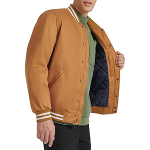 Blouson universitaire unisexe personnalisé 2025 avec capuche respirante, col montant, patchwork géométrique, manches en laine, imperméable – Idéal pour l'hiver - Product Image 1