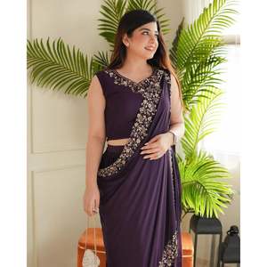 ชุดเดรสงานเลี้ยงตอนเย็นออกแบบชุดแฟนซี lehenga choli กับ dupatta สำหรับโอกาสพิเศษ - Product Image 2