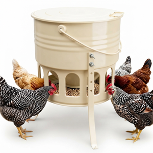 Comedero para Pollos Galvanizado Más Vendido, Comedero para Patos Clásico y Elegante, Comedero para Pollos con Acabado Personalizado Más Vendido - Product Image 1