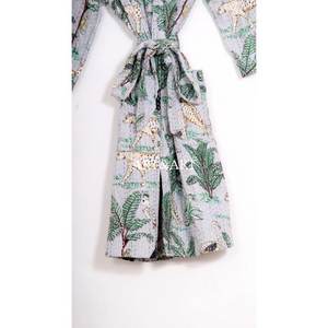 Kimono indien en coton fait main Kantha pour femmes et hommes, vêtements de plage élégants, peignoir de style japonais, design floral d'été, séchage rapide - Product Image 6