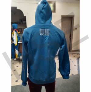 Sudadera con Capucha Personalizada para Hombre, Color Azul Claro, con Bolsillo Frontal y Logotipo Estampado - Product Image 4