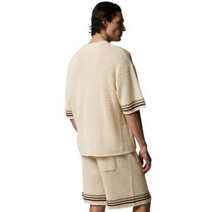 Camiseta de punto de ganchillo para hombre, manga corta, de algodón texturizado, malla transpirable, estilo casual de verano, ropa urbana, venta al por mayor, suministro de fábrica OEM - Product Image 5