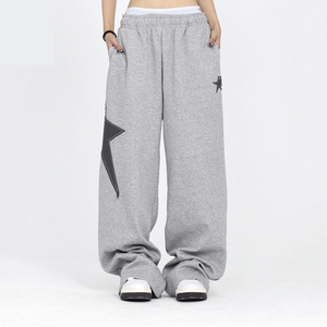 กางเกงยีนส์ทรงตรงหลวมสไตล์ลำลองสำหรับผู้ชาย แบบขายส่ง รับทำโลโก้ตามสั่ง สีซีดกลางๆ - Product Image 2