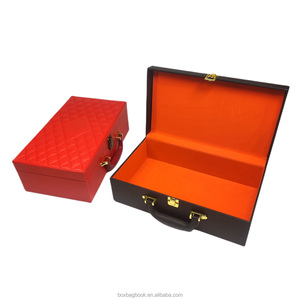 Caja de cuero para recuerdos de boda, pulsera de anillo de amor hecha <span class=keywords><strong>en</strong></span> China para fotografías - Product Image 1