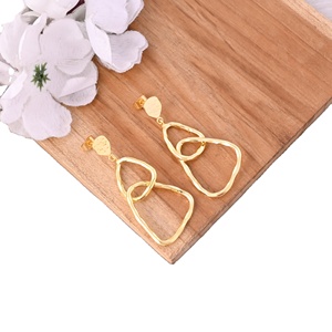 Fashionable Gold Plated Earring Women <b>Brass</b> Gold Plated Dainty Earring High Quality <b>Brass</b> Gold Plated Plain Stud Earring Jewelry - Product Image 1
