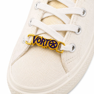 Étiquettes de lacets en métal personnalisées en gros avec logo, en alliage de zinc gravé, accessoires pour baskets, fabricant OEM - Product Image 2