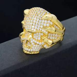 Bague de luxe unisexe plaquée argent, motif crâne, sertie de diamants de laboratoire, style hip-hop, pavée de pierres, bijou de déclaration pour motard - Product Image 1