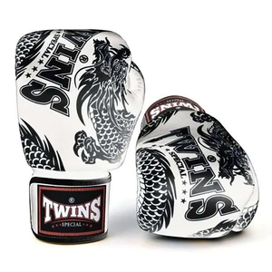 ถุงมือชกมวย Black Gold Twin Boxing Sparring Gloves แบบ Hook And Loop สำหรับ MMA ทำจากหนังแท้ 100% ป้องกันความชื้น ครอบคลุมนิ้วมือทั้งหมด - Product Image 2