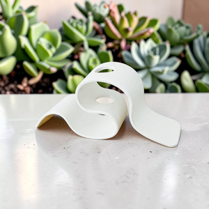 Florero de Hierro Moderno Hecho a Mano, Ecológico, Duradero, Ligero, Resistente al Óxido, Decoración para Mesa de Hogar y Bodas - Product Image 6