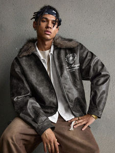 Veste en cuir streetwear pour homme, personnalisable avec logo OEM, respirante, col roulé en toile, mode, vente en gros, prix abordable - Product Image 3