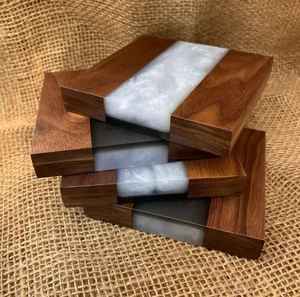 Sous-verres carrés créatifs en résine avec incrustation de bois, écologiques, pour thé, café et décoration de table élégante, ensembles classiques de 10 mm d'épaisseur - Product Image 1