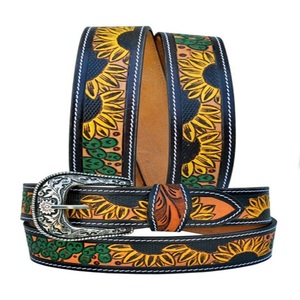 Cinturón de Cuero Puro Occidental Personalizado con Grabado Floral y Hebilla de Latón para Hombre y Mujer - Product Image 5
